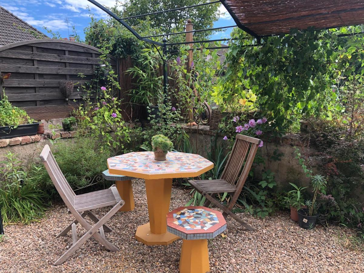 Appartement Saint-Antoine Toulon-sur-Arroux Eksteriør bilde